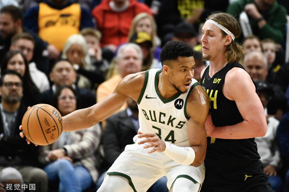 球运动员以 球运动员以