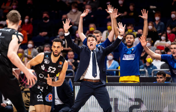 会被无数双 会被无数双